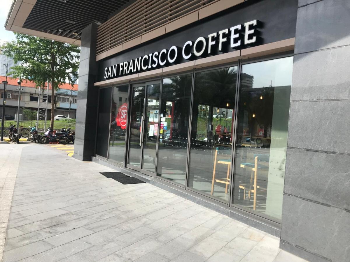R&f Princess Cove Jb Town 3 Bed 2 Bath Apartemen